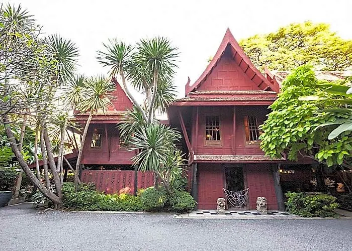Albergue Brb Silom *